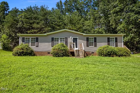 210 Apple Tree Ln, Roxboro, NC 27574