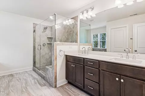 Bath - 368 Artic Cir, Garner, NC 27529 photo 1 of 2