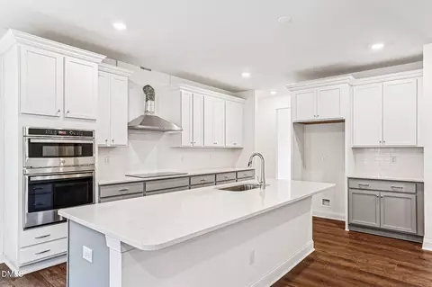 Kitchen - 368 Artic Cir, Garner, NC 27529 photo 2 of 2