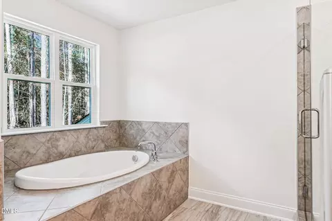 Bath - 368 Artic Cir, Garner, NC 27529 photo 2 of 2