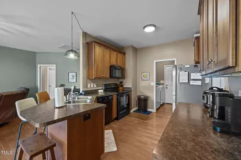 Kitchen - 904 Willow Leaf Ct, Dunn, NC 28334 photo 4 of 4