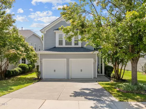 706 Delta Downs Dr, Cary, NC 27519