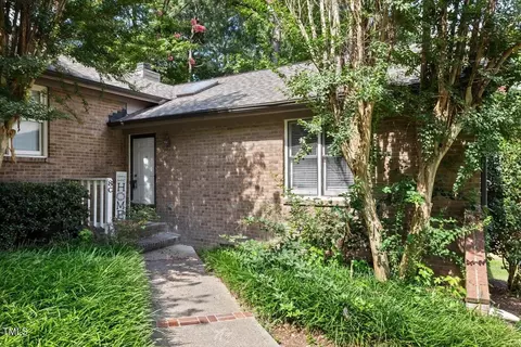 500 W Woodcroft Pkwy #8C, Durham, NC 27713