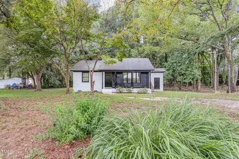 302 Tar River Ave, Louisburg, NC 27549