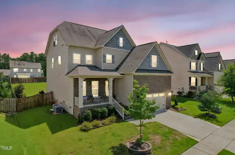 1020 Big Spring Cir, Durham, NC 27703 photo 2