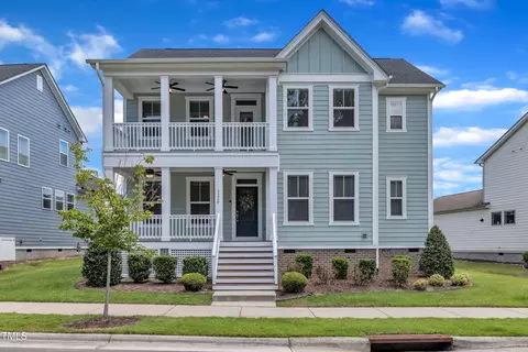 5220 Crescent Square St, Raleigh, NC 27616