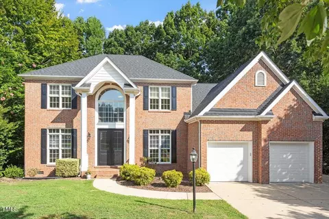 1913 Katesbridge Ln, Raleigh, NC 27614