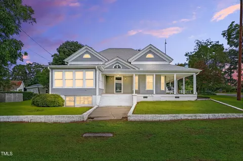 203 Keen St, Four Oaks, NC 27524