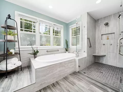 1437 Chelton Oaks Pl, Raleigh, NC 27614