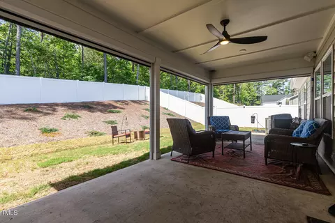Exterior - 1012 Ringhill Bluff Dr, Durham, NC 27704 photo 1 of 3