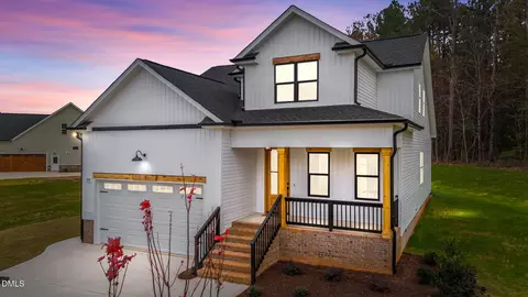 20 Stream View Way, Zebulon, NC 27597