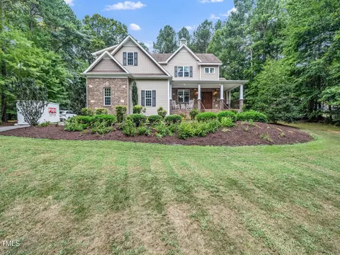 3718 Sapphire Ct, Franklinton, NC 27525