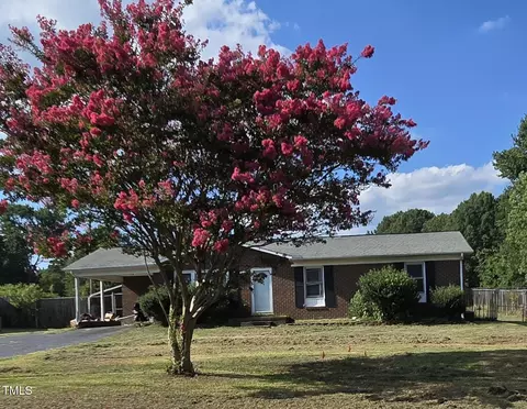 230 Pinevale Dr, Salisbury, NC 28144