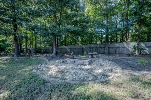 Exterior - 98 Hazelnut Ln, Smithfield, NC 27577 photo 6 of 7