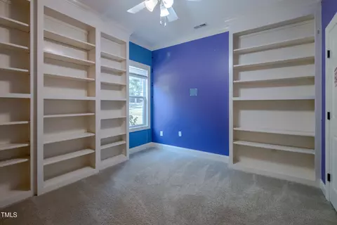 Bedroom - 98 Hazelnut Ln, Smithfield, NC 27577 photo 3 of 12