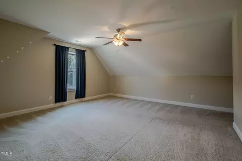 Bedroom - 98 Hazelnut Ln, Smithfield, NC 27577 photo 10 of 12
