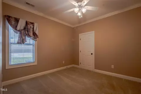 Bedroom - 98 Hazelnut Ln, Smithfield, NC 27577 photo 5 of 12
