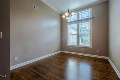 Living - 98 Hazelnut Ln, Smithfield, NC 27577 photo 2 of 4