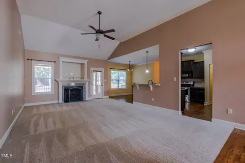 Living - 98 Hazelnut Ln, Smithfield, NC 27577 photo 1 of 4