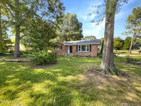 600 Proctor St, Zebulon, NC 27597
