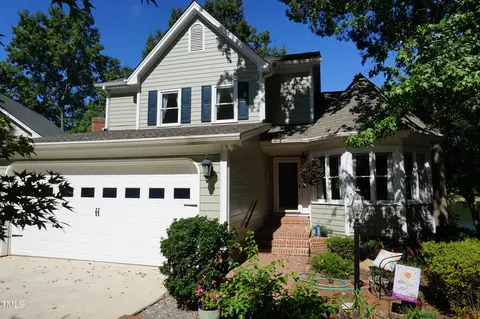 222 E Wind Ln, Cary, NC 27518