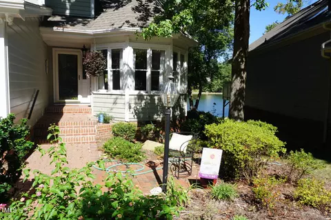 Exterior - 222 E Wind Ln, Cary, NC 27518 photo 2 of 14