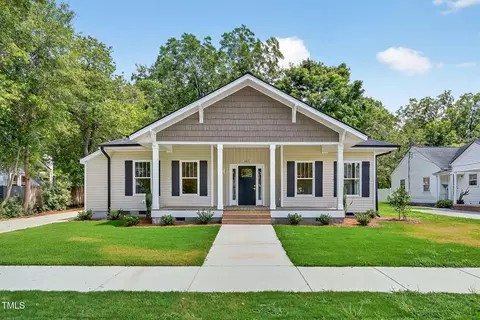 605 S Layton Ave, Dunn, NC 28334