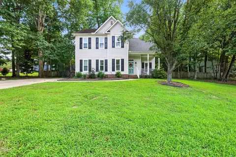 6616 Speight Cir, Raleigh, NC 27616