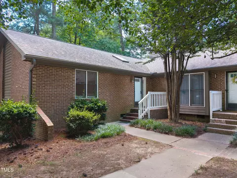 200 W Woodcroft Pkwy #52A, Durham, NC 27713