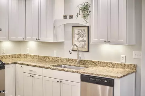Kitchen - 1410 Dollar Ave, Durham, NC 27701 photo 4 of 5