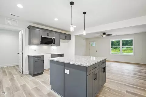 Kitchen - 8670 Green Path Rd, Dunn, NC 28334 photo 3 of 5