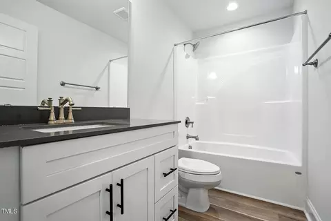 Bath - 8670 Green Path Rd, Dunn, NC 28334 photo 1 of 1