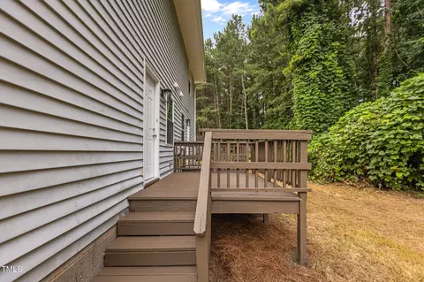 1433 Cherrycrest Dr, Durham, NC 27704 photo 29