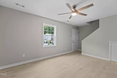 1433 Cherrycrest Dr, Durham, NC 27704 photo 11