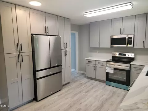 Kitchen - 1801 Blanton St, Garner, NC 27529 photo 6 of 10