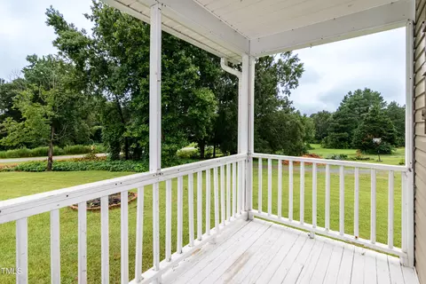 Exterior - 191 Lansing Dr, Benson, NC 27504 photo 15 of 17