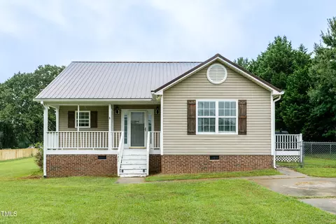 Exterior - 191 Lansing Dr, Benson, NC 27504 photo 5 of 17