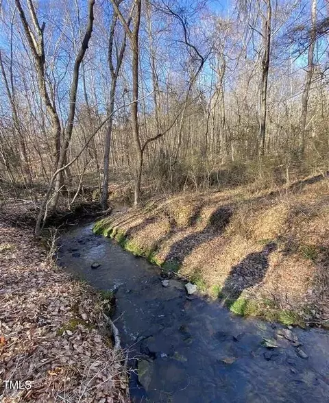 3 Rolling Creek Dr, Roxboro, NC 27574