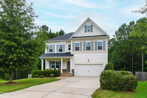 63 Creststone Ct, Clayton, NC 27527