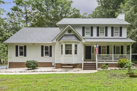 3052 Lindsay Dr, Garner, NC 27529