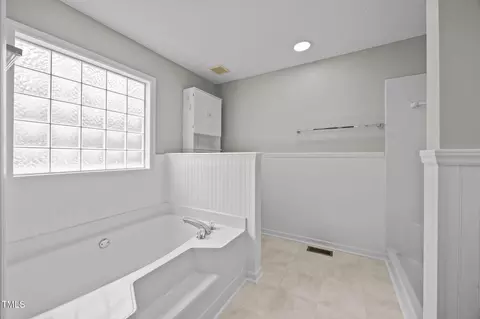 Bath - 102 Gary Ct, Garner, NC 27529 photo 1 of 2