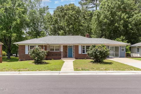 408 N Stewart St, Clayton, NC 27520