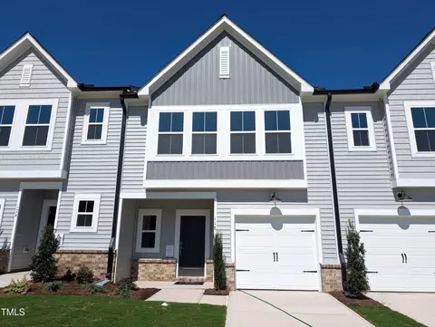118 Barley Field Dr, Clayton, NC 27520