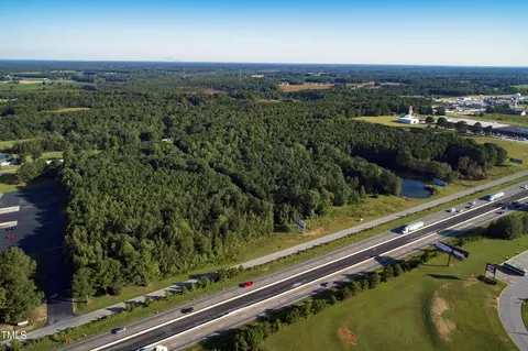 701 Johnston Pkwy, Kenly, NC 27542