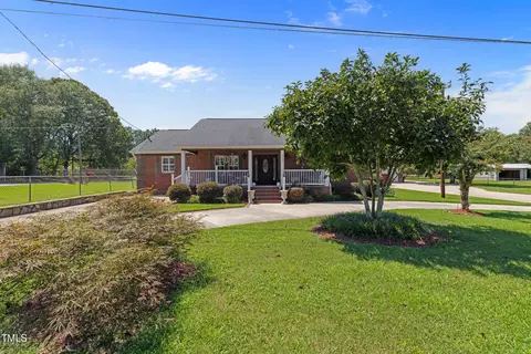 175 Galilee Rd, Smithfield, NC 27577 photo 3