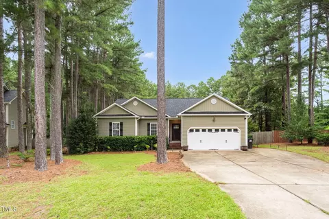 72 W Thicket Dr, Angier, NC 27501
