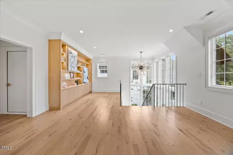 Entry Way - 2120 Kipawa St, Raleigh, NC 27607 photo 5 of 7