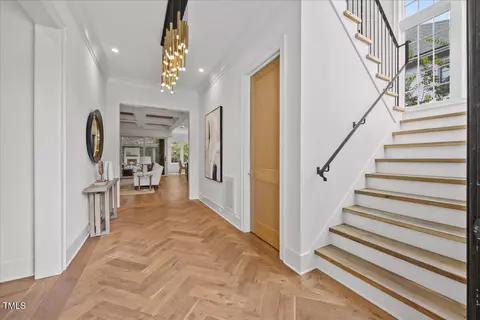 Entry Way - 2120 Kipawa St, Raleigh, NC 27607 photo 2 of 7