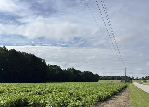 2276 Castleberry Rd, Clayton, NC 27527