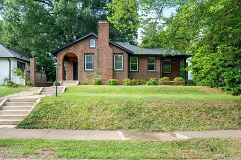 2705 Everett Ave, Raleigh, NC 27607